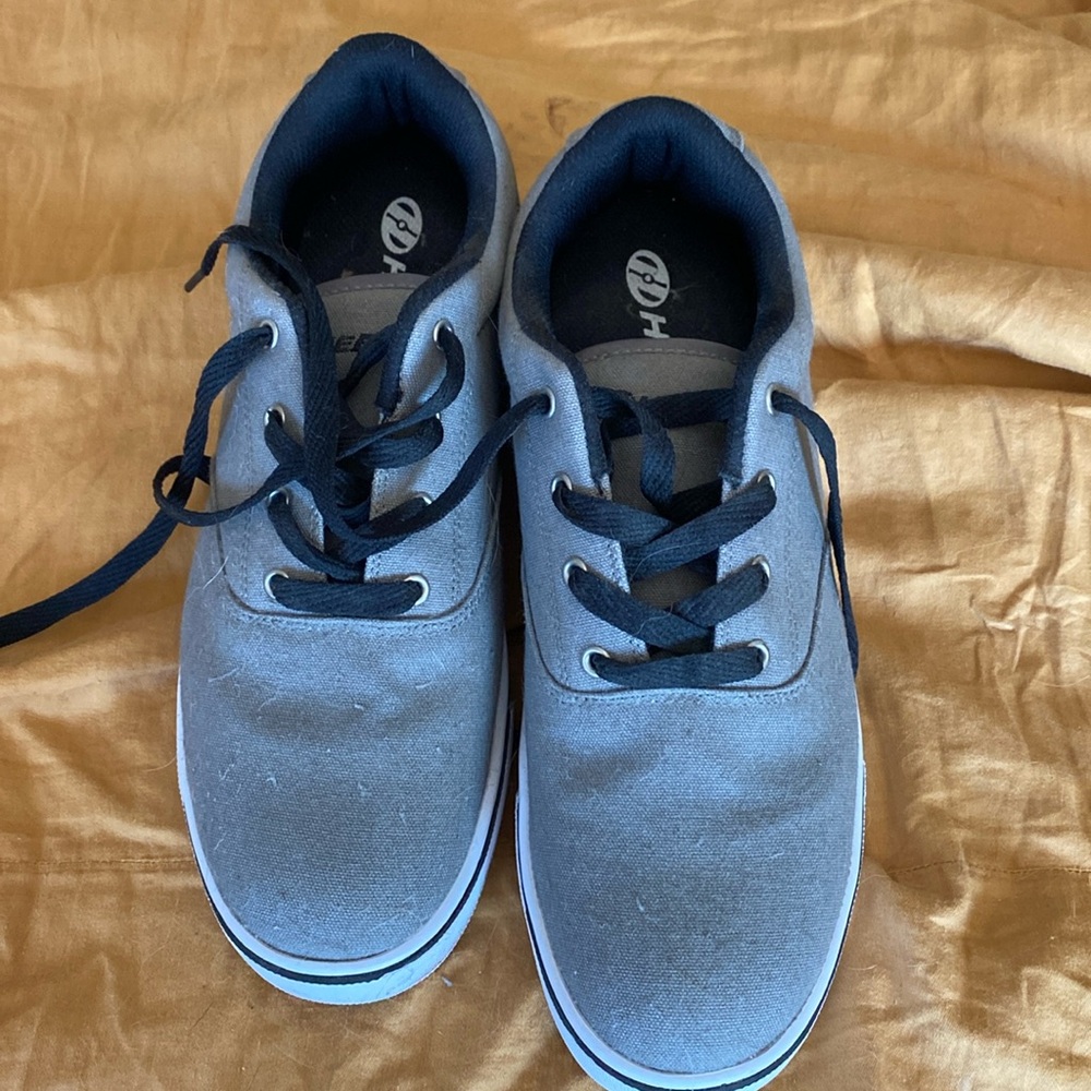 Heelys men’s sneakers. Like new condition